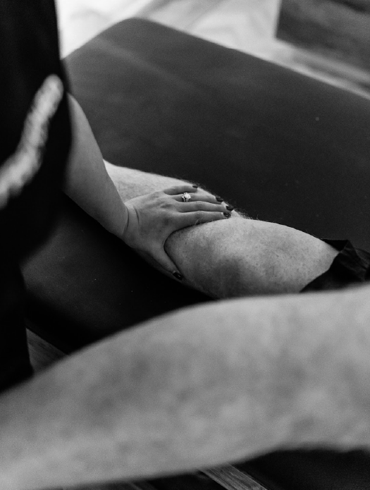 Stretched Glasgow Knee Pain Treatment